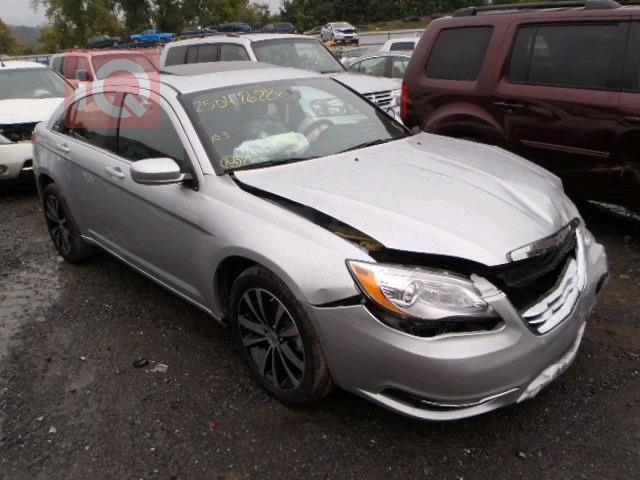 کرایسلەر 200